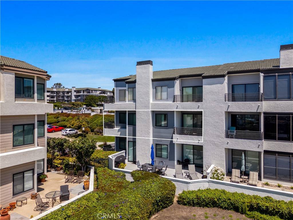 Newport Beach, CA 92663,230 Lille LN #214
