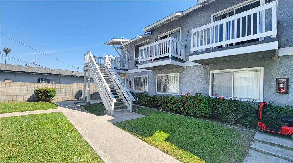 Buena Park, CA 90621,5882 Western AVE
