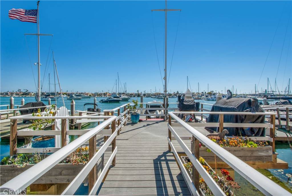 Newport Beach, CA 92663,533 Via Lido Soud