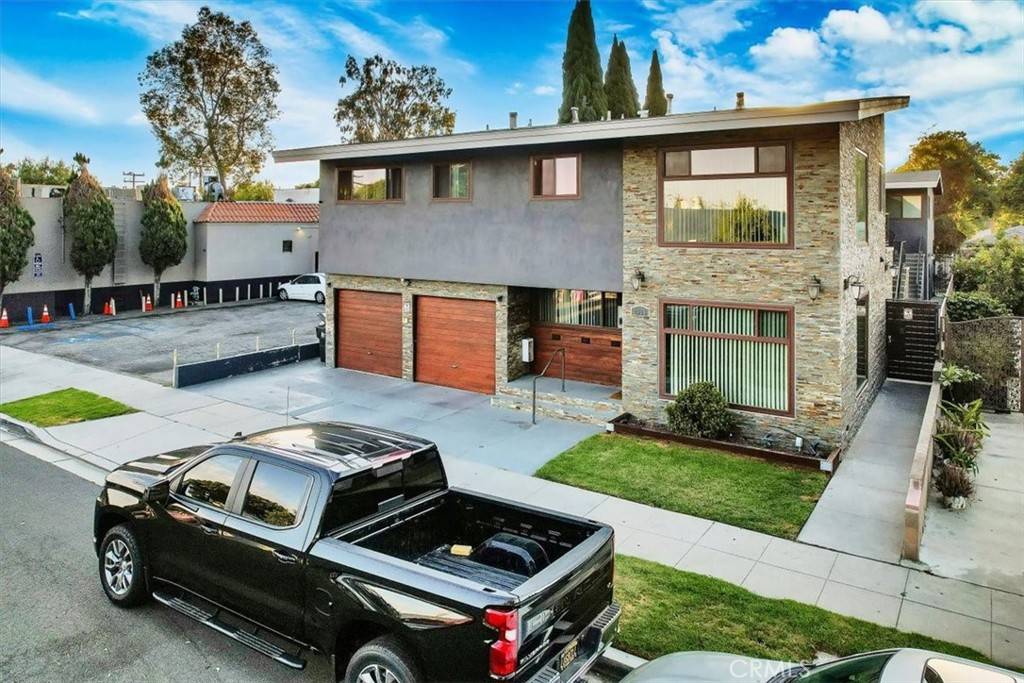 Long Beach, CA 90806,2619 Chestnut AVE