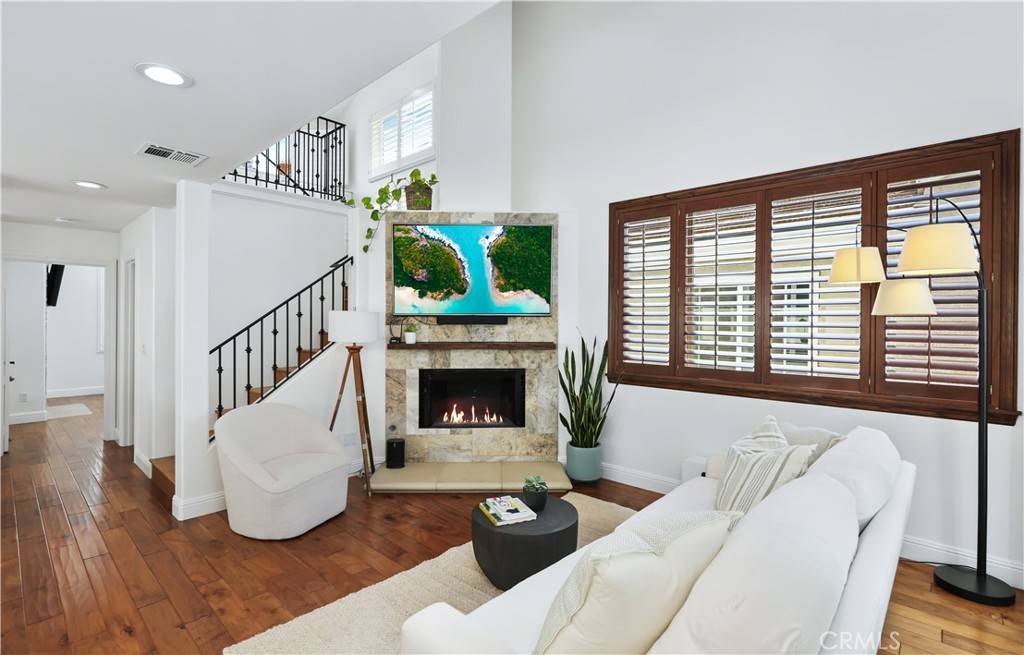 Corona Del Mar, CA 92625,510 Marguerite AVE #B