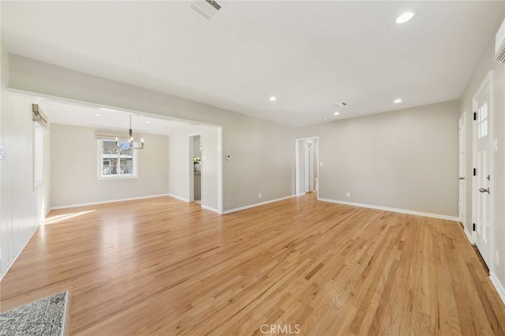 Costa Mesa, CA 92627,493 E 19th ST #A