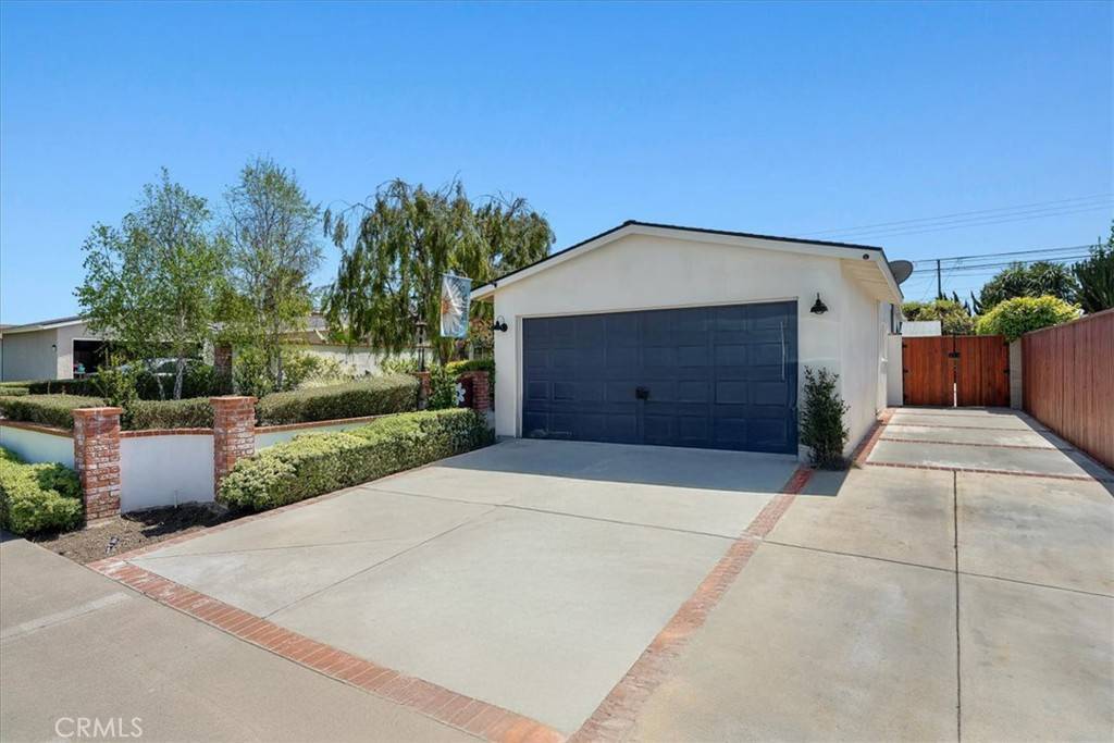 Costa Mesa, CA 92627,947 Joann Street