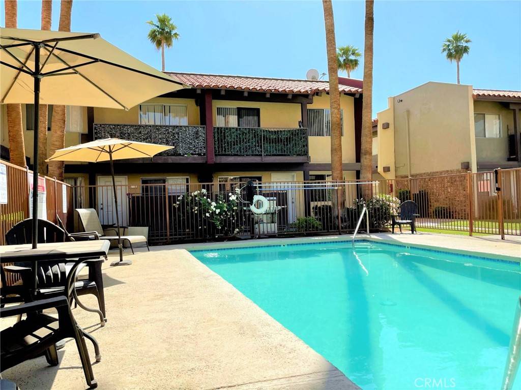 La Quinta, CA 92234,51085 Eisenhower #9