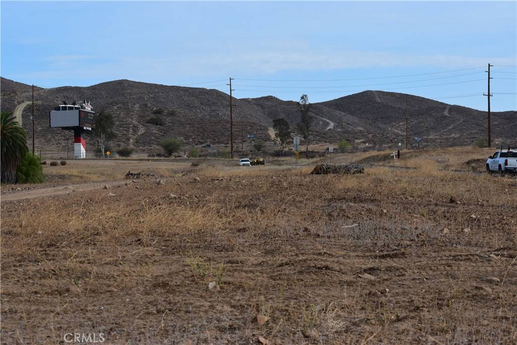 Lake Elsinore, CA 92530,0 Cole Ave & Ave 6