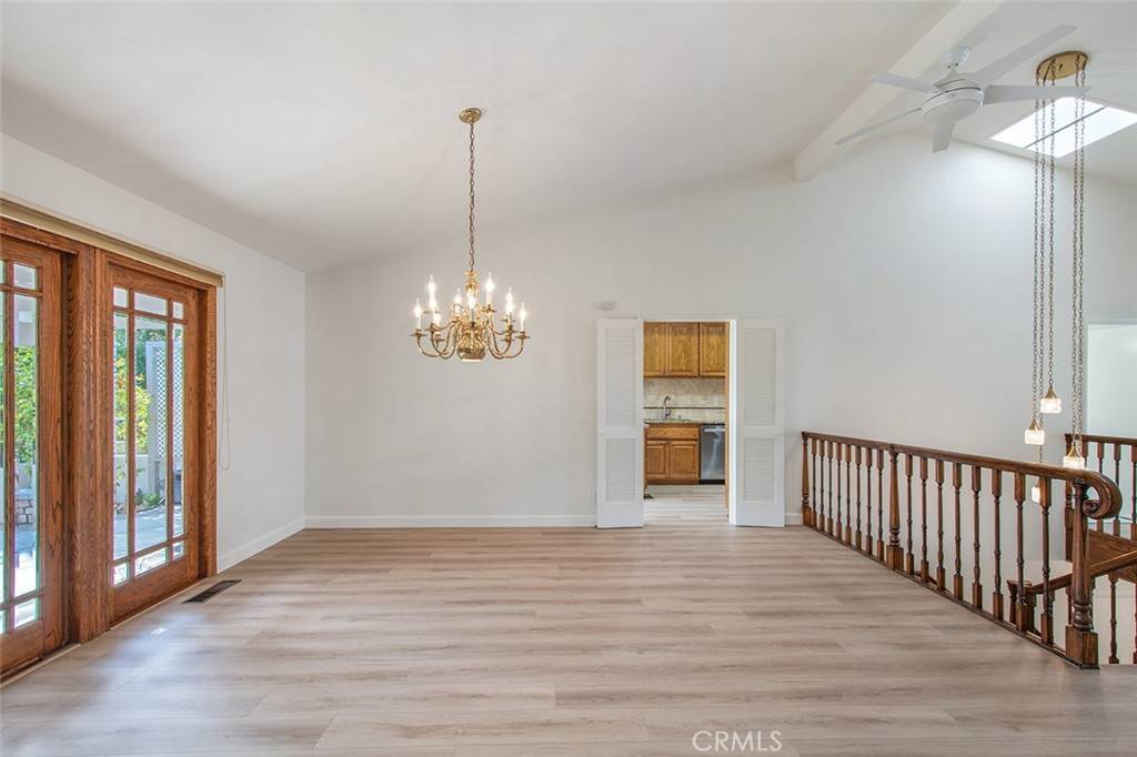 Newport Beach, CA 92660,2952 Quedada