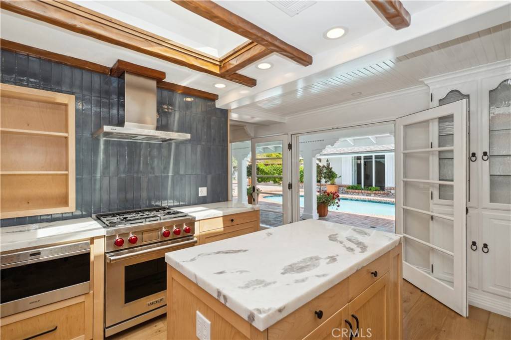 Corona Del Mar, CA 92625,2801 Pebble DR