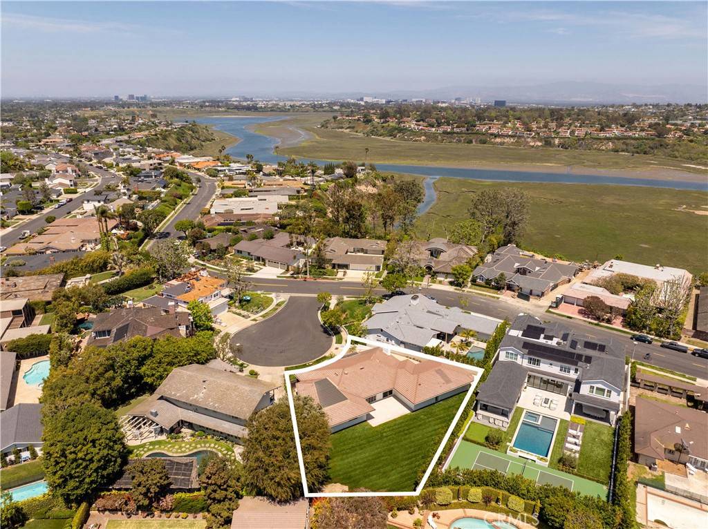 Newport Beach, CA 92660,807 Aldebaran CIR