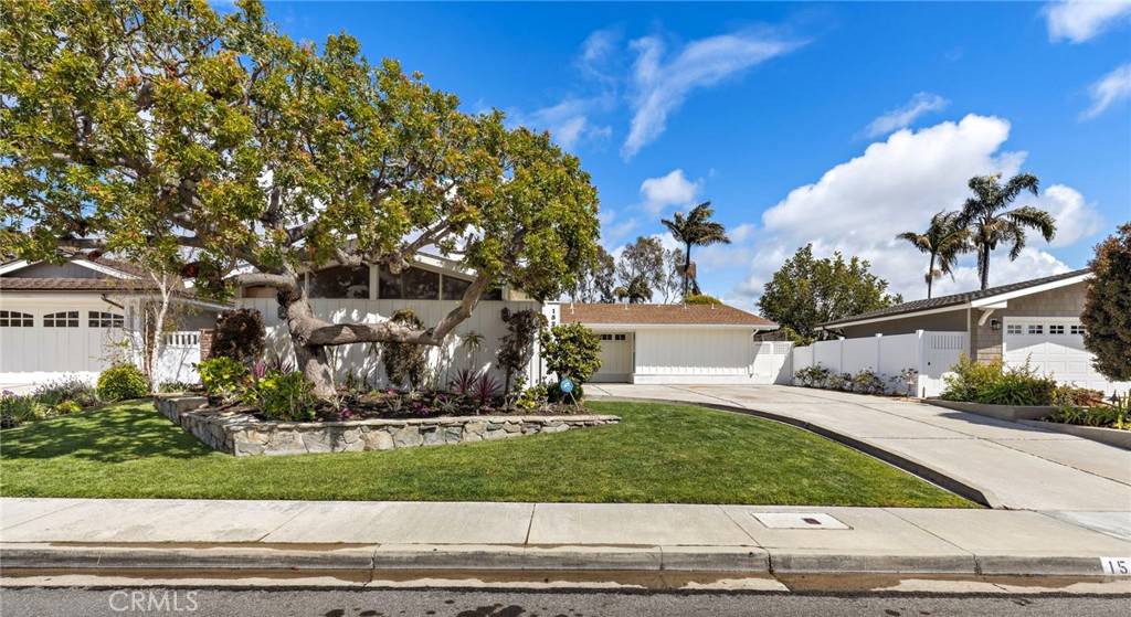 Corona Del Mar, CA 92625,1524 Santanella