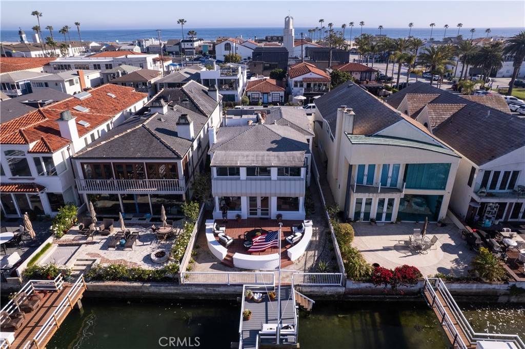 Newport Beach, CA 92661,1436 W Bay AVE