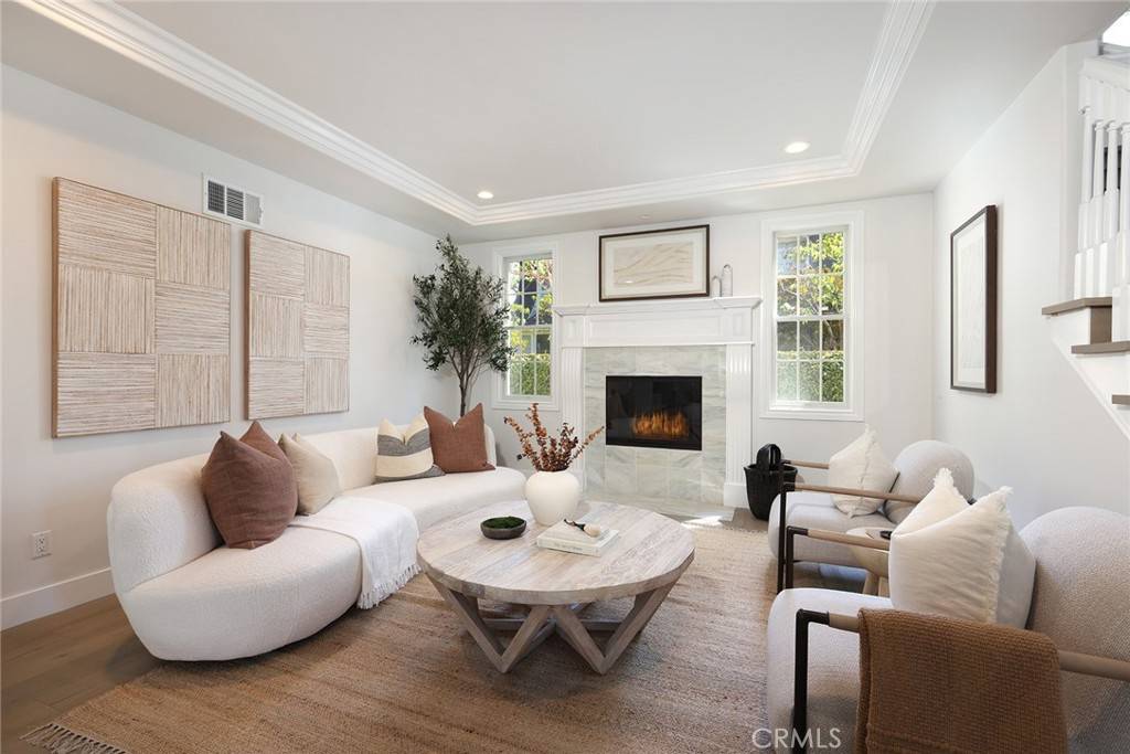 Newport Beach, CA 92660,24 Cape Andover