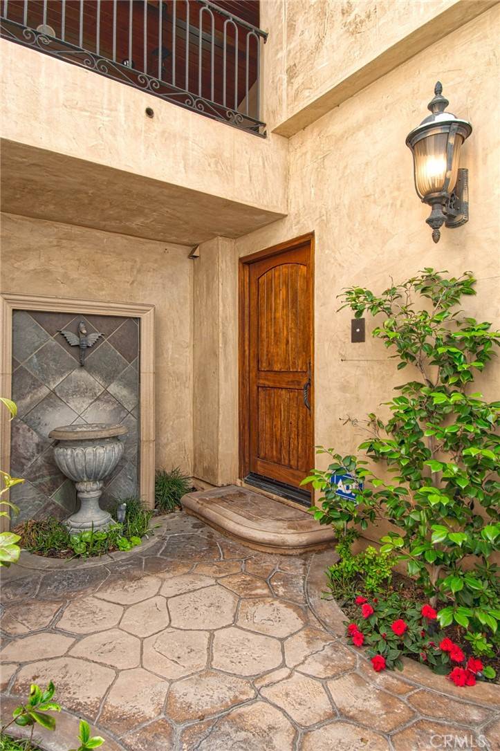 Corona Del Mar, CA 92625,430 1/2 Acacia AVE