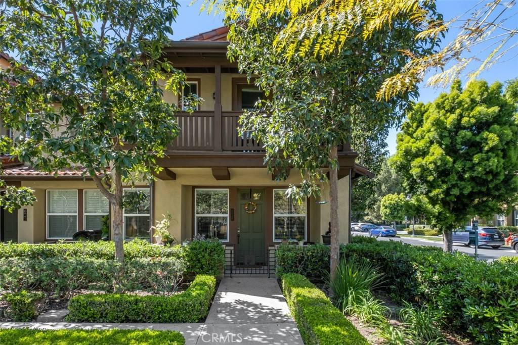 Irvine, CA 92603,120 Coral Rose