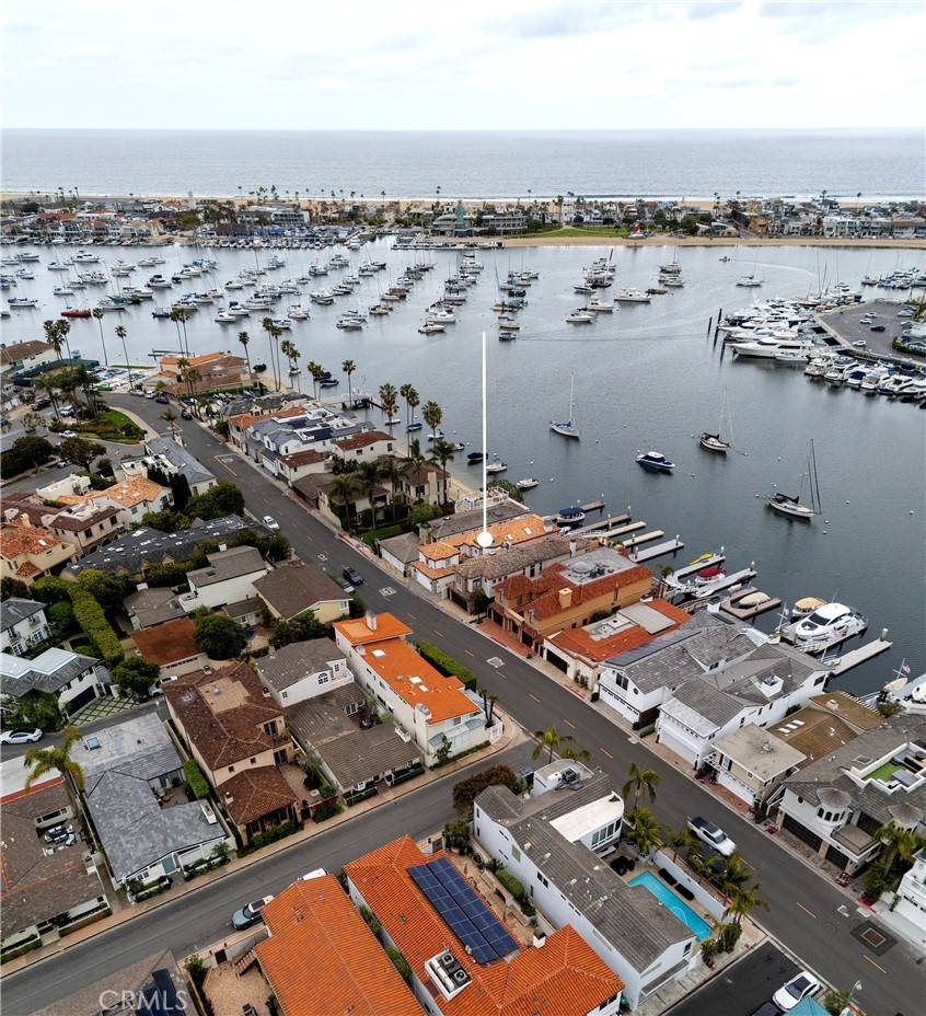 Newport Beach, CA 92663,339 Via Lido Soud