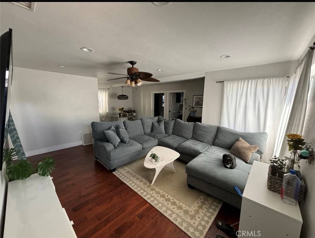 Costa Mesa, CA 92627,228 Del Mar AVE