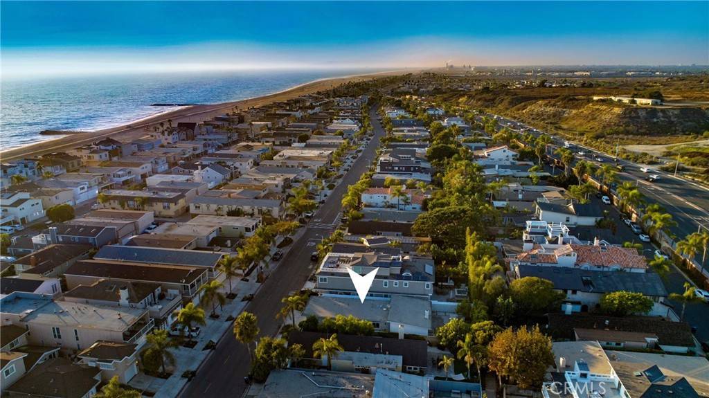 Newport Beach, CA 92663,4820 River AVE