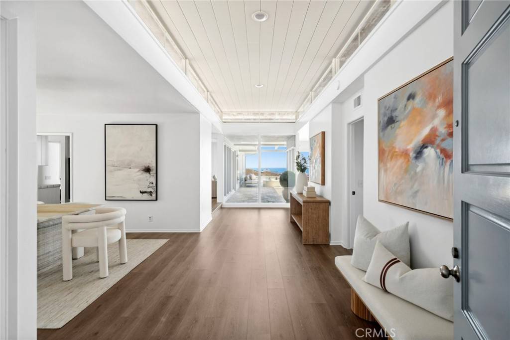 Corona Del Mar, CA 92625,2701 Windover DR
