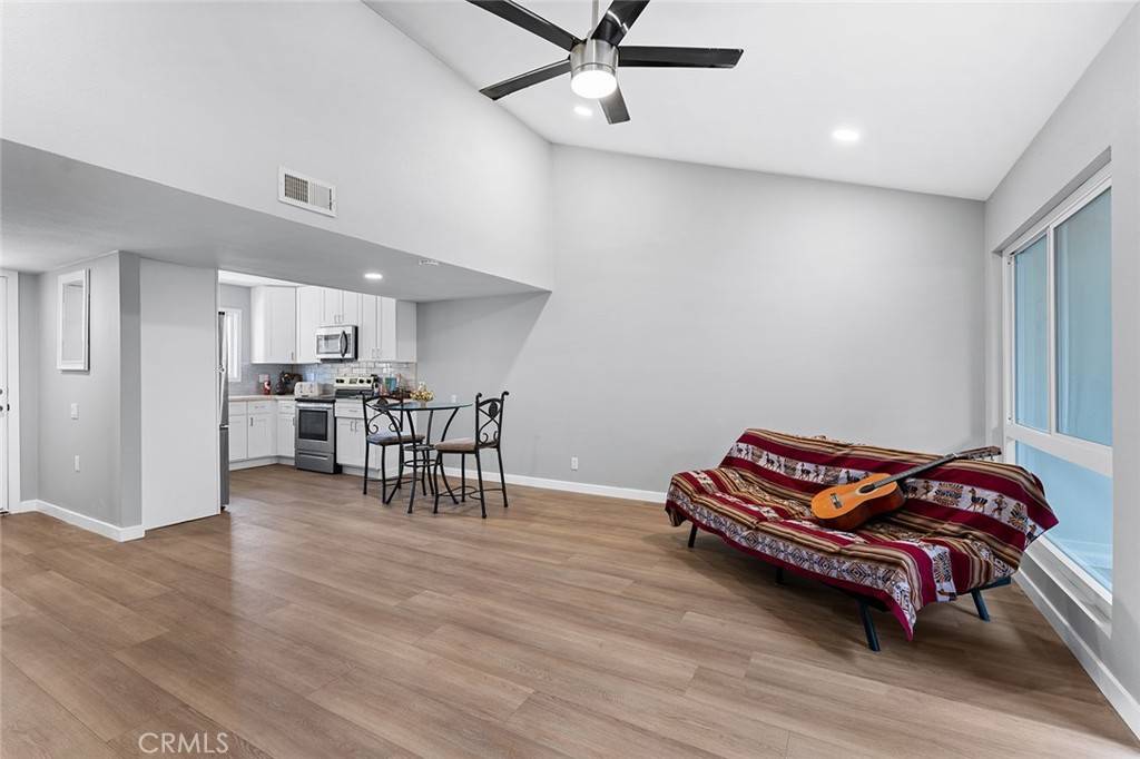 Oceanside, CA 92057,3660 Vista Campana N #11
