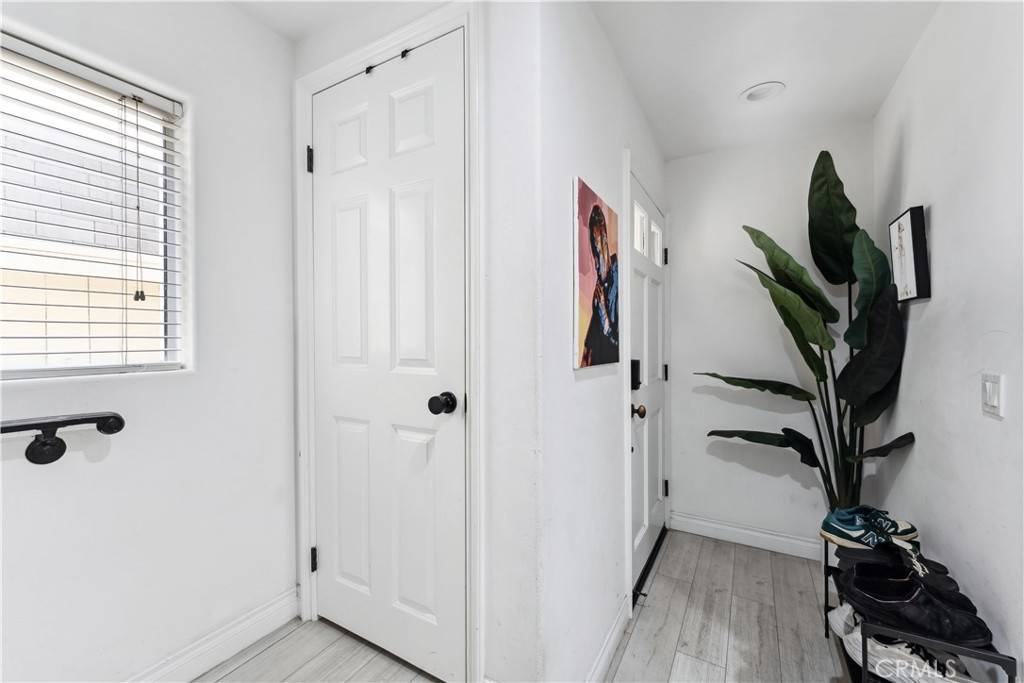 Newport Beach, CA 92663,608 Clubhouse AVE