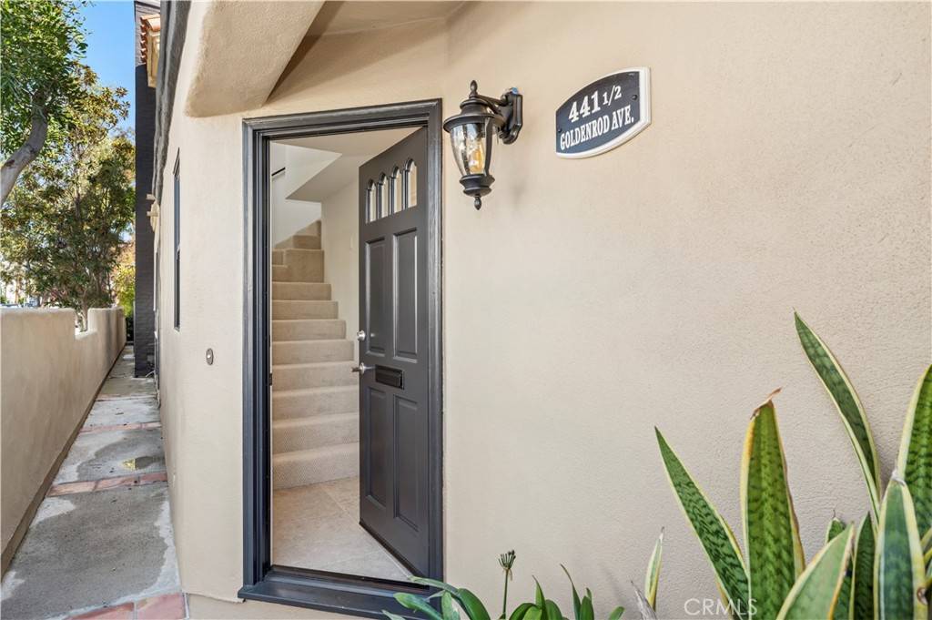 Corona Del Mar, CA 92625,441 1/2 Goldenrod AVE