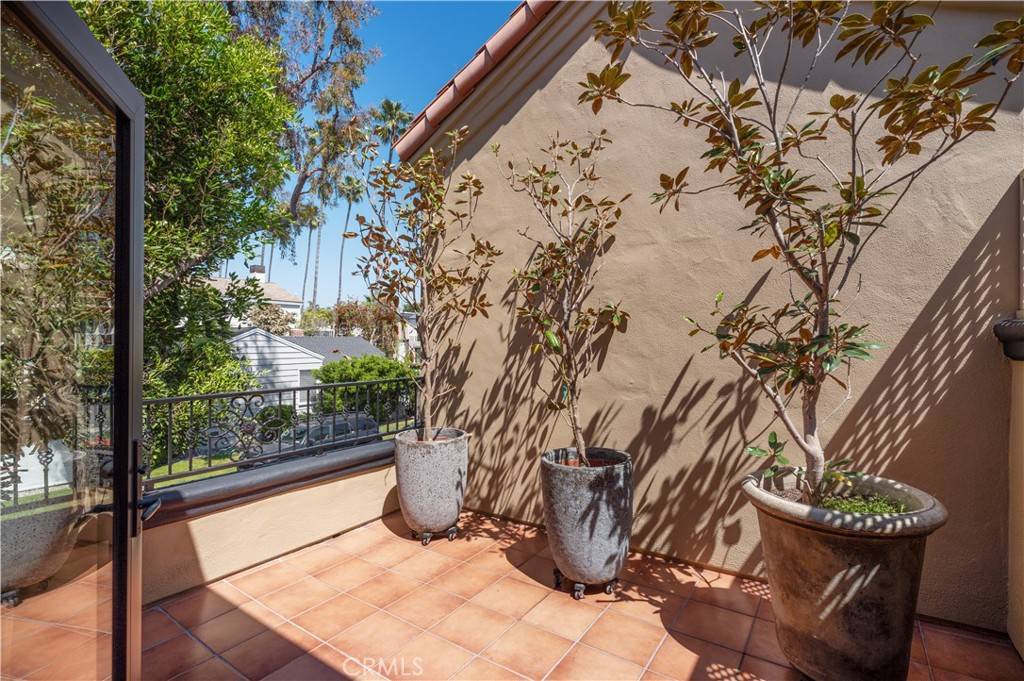 Corona Del Mar, CA 92625,441 1/2 Goldenrod AVE