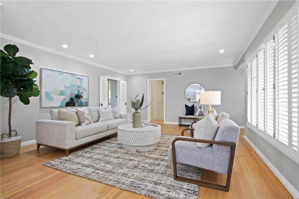 Long Beach, CA 90807,3853 Cedar Ave