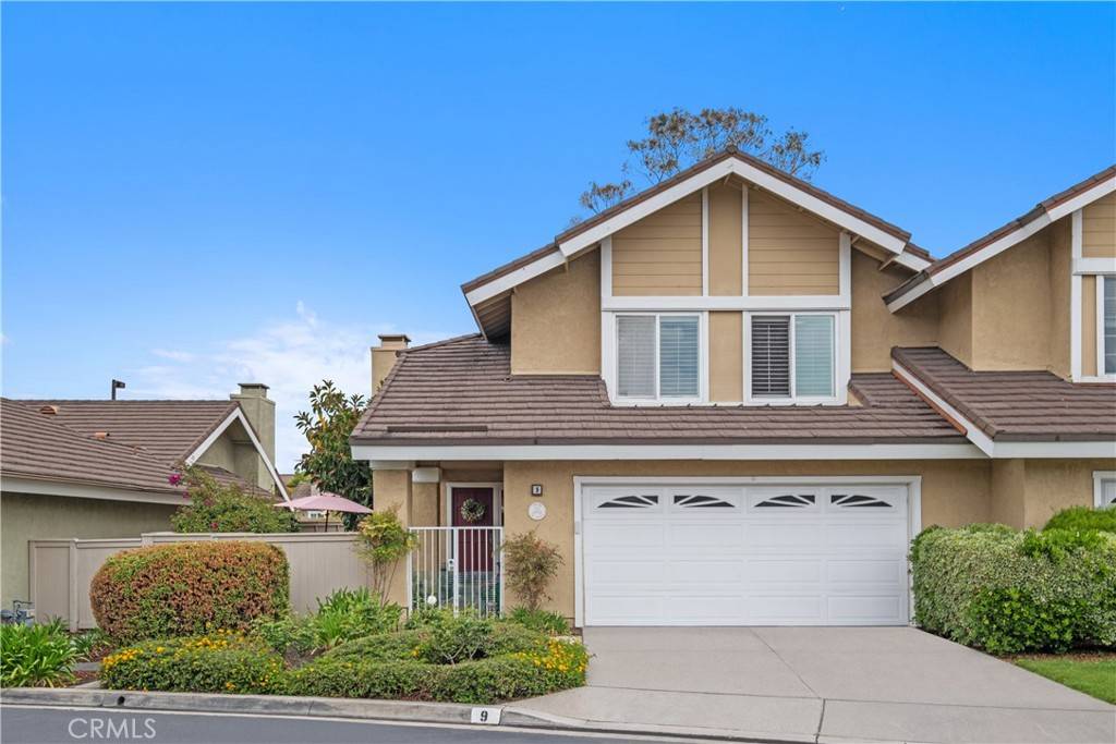 Irvine, CA 92604,9 Northgrove #11