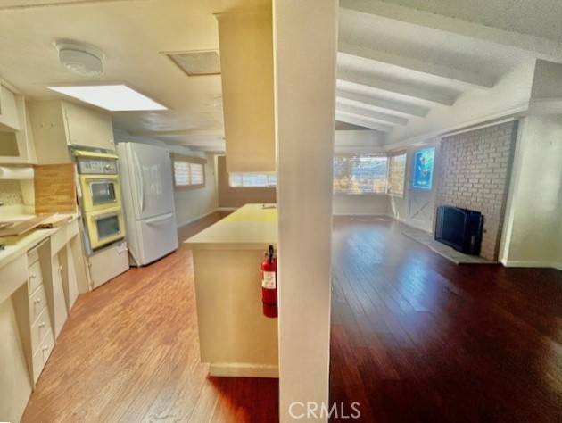 Newport Beach, CA 92660,50 Saratoga
