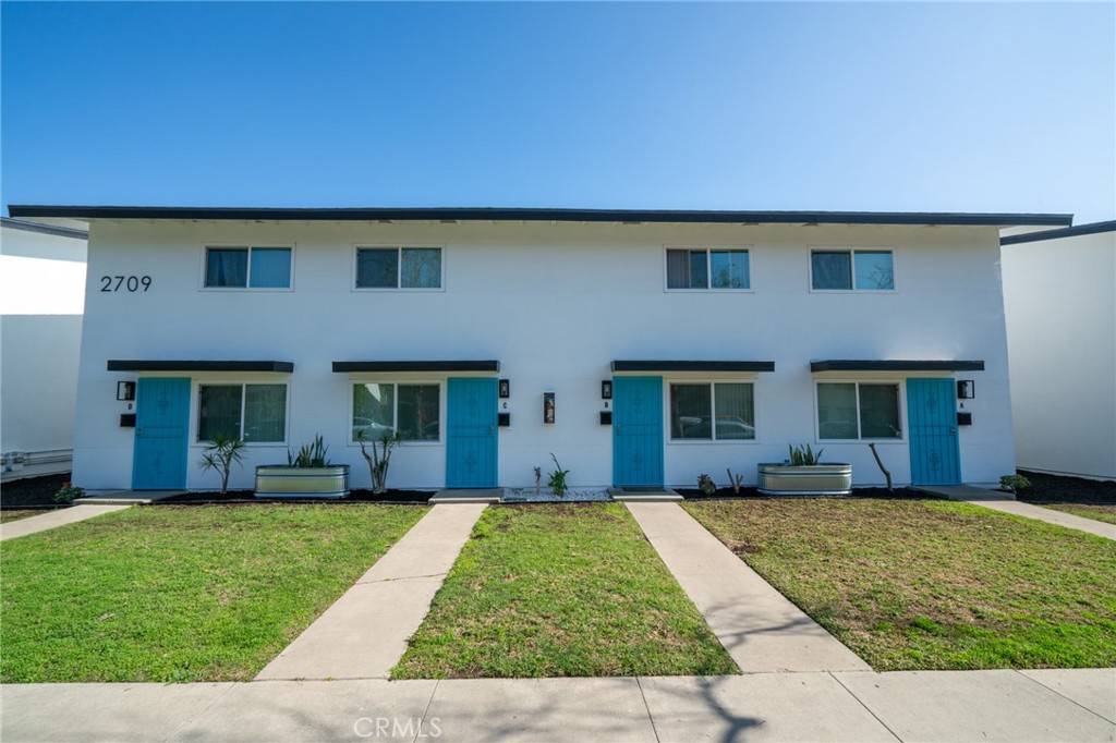 Santa Ana, CA 92707,2709 S Baker ST