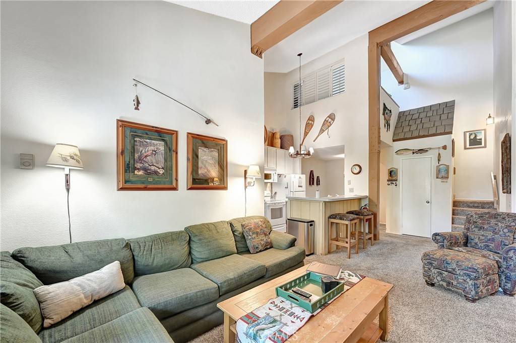 Mammoth Lakes, CA 93546,261 Lakeview BLVD #54
