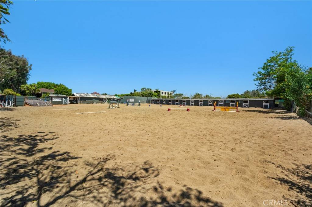 Newport Beach, CA 92660,2173 Orchard DR