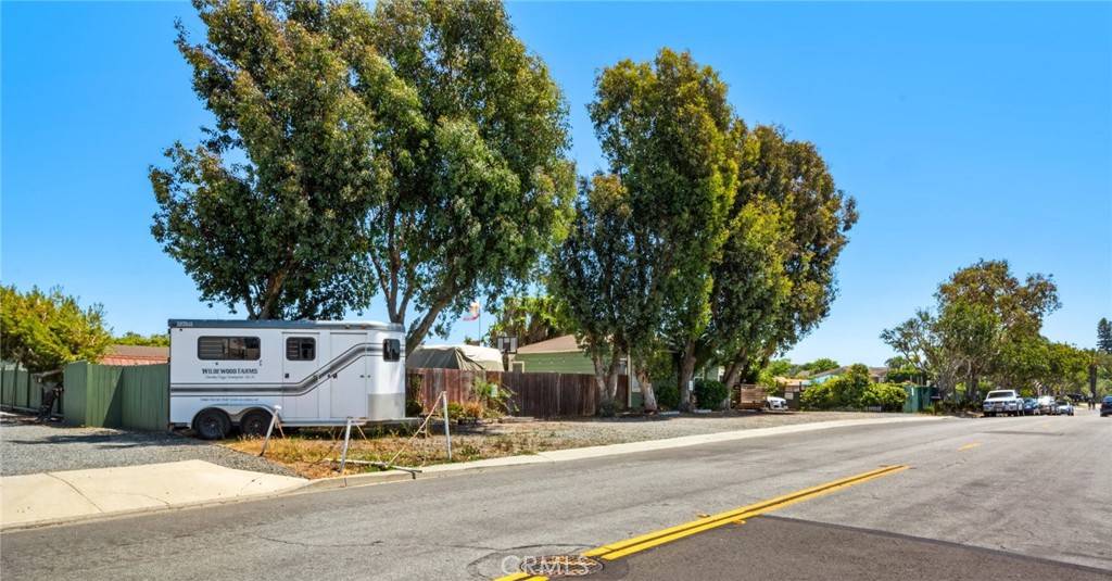 Newport Beach, CA 92660,2173 Orchard DR