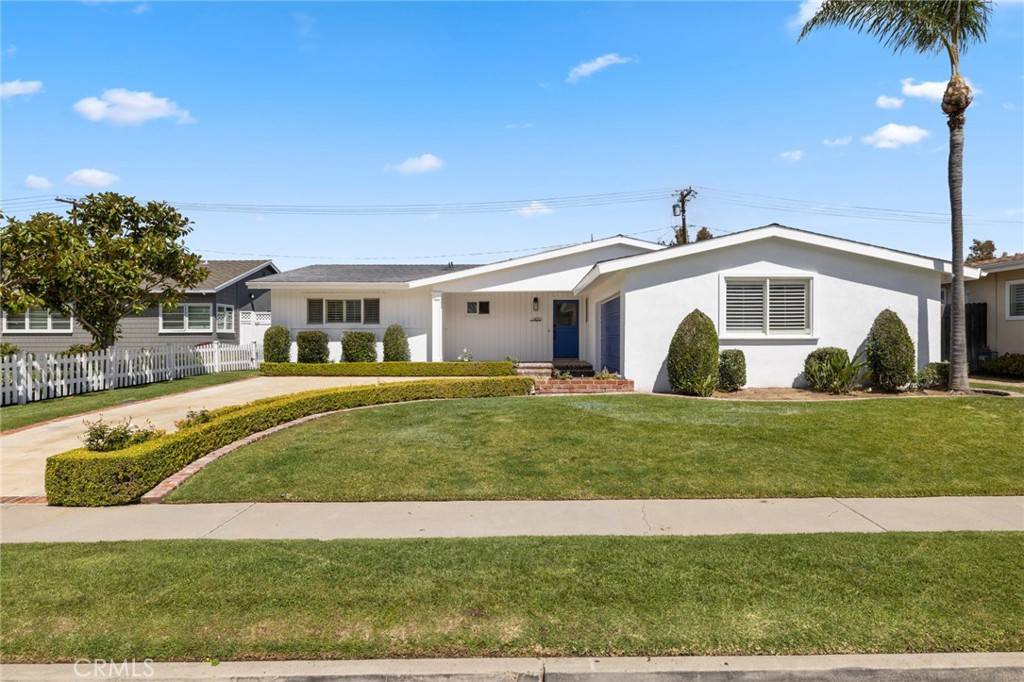 Newport Beach, CA 92660,1430 Mariners DR