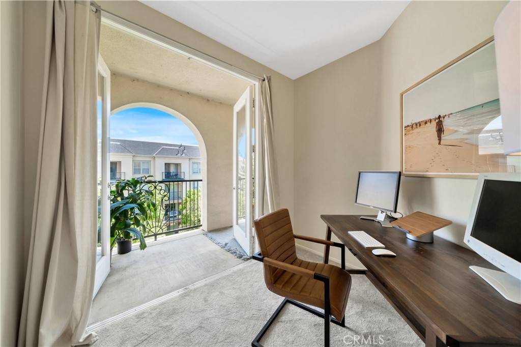 Irvine, CA 92612,2458 Watermarke PL