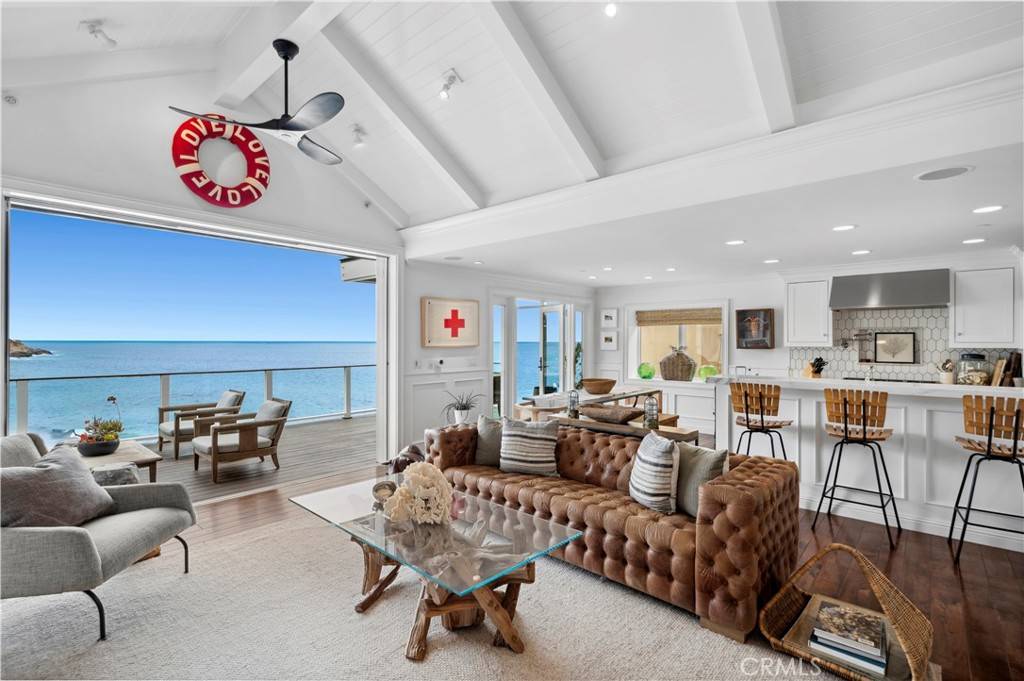 Laguna Beach, CA 92651,31889 Circle Drive