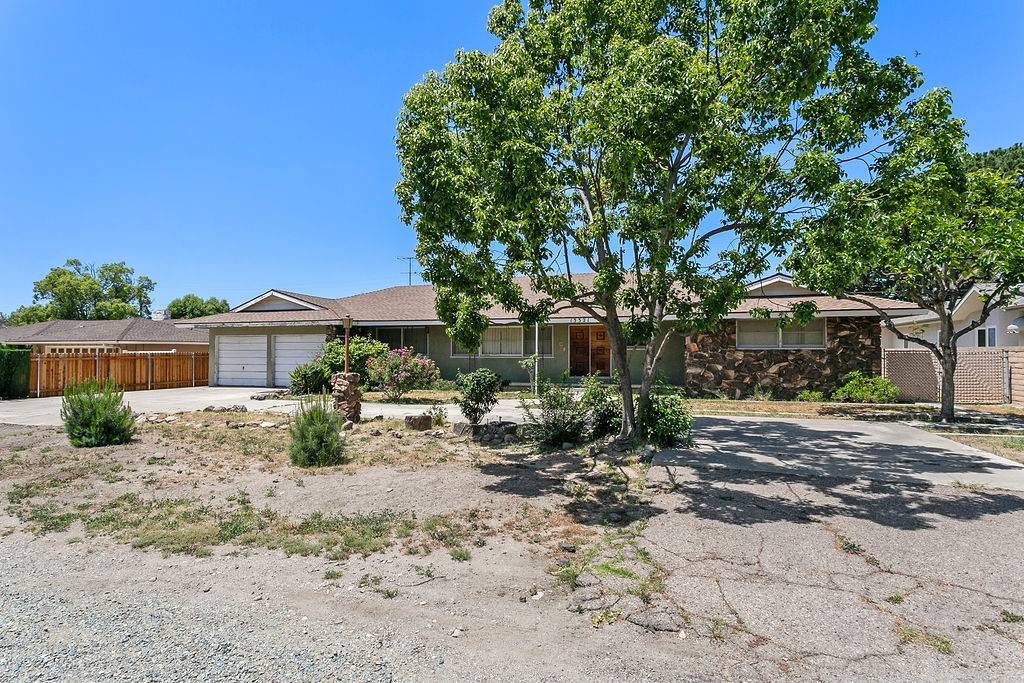 North Tustin, CA 92705,13321 Prospect AVE