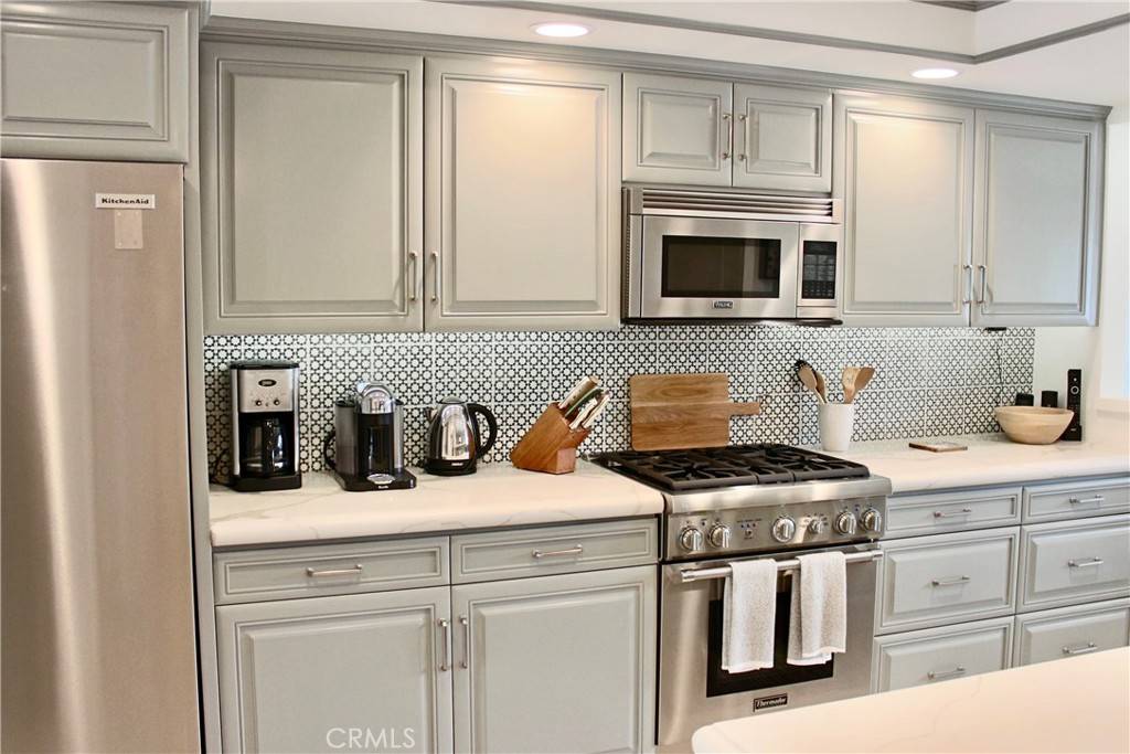 Newport Beach, CA 92663,4407 W Coast Highway #4