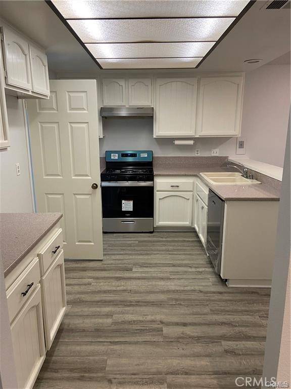 Santa Ana, CA 92701,2021 Barclay CT