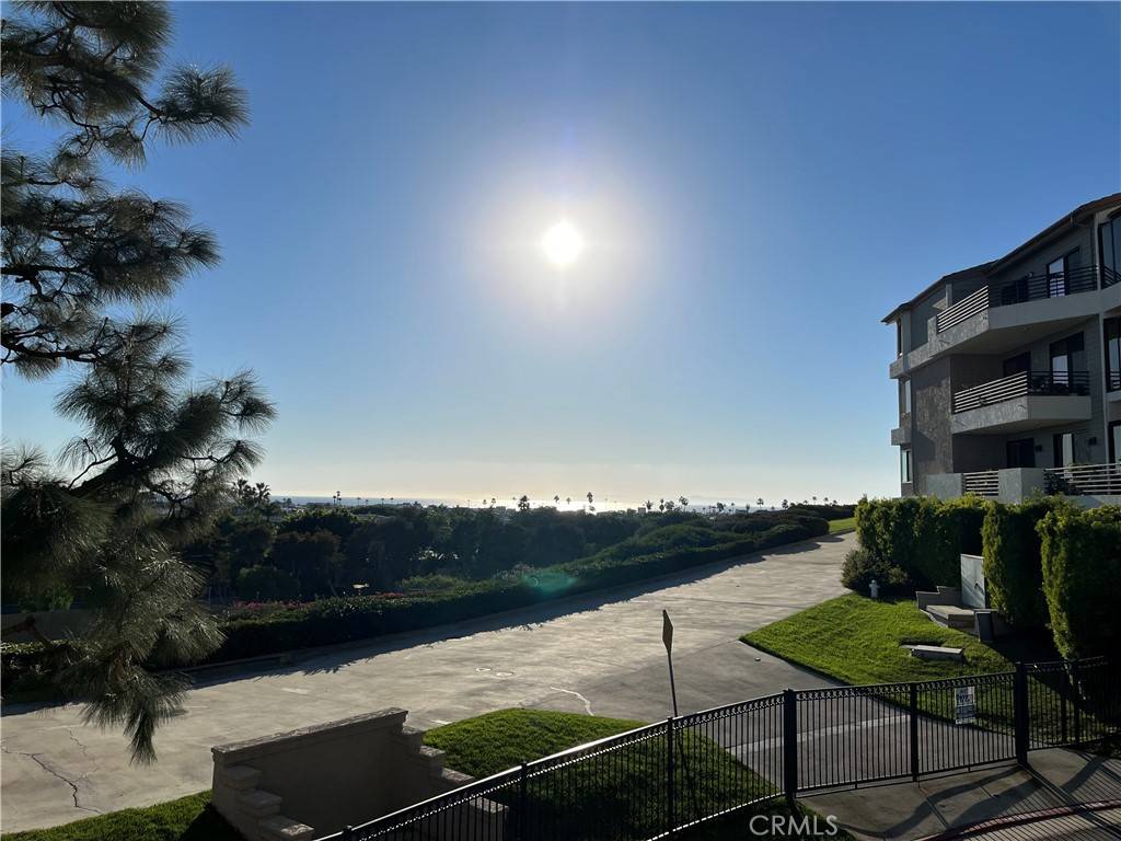 Newport Beach, CA 92663,280 Cagney Lane #115