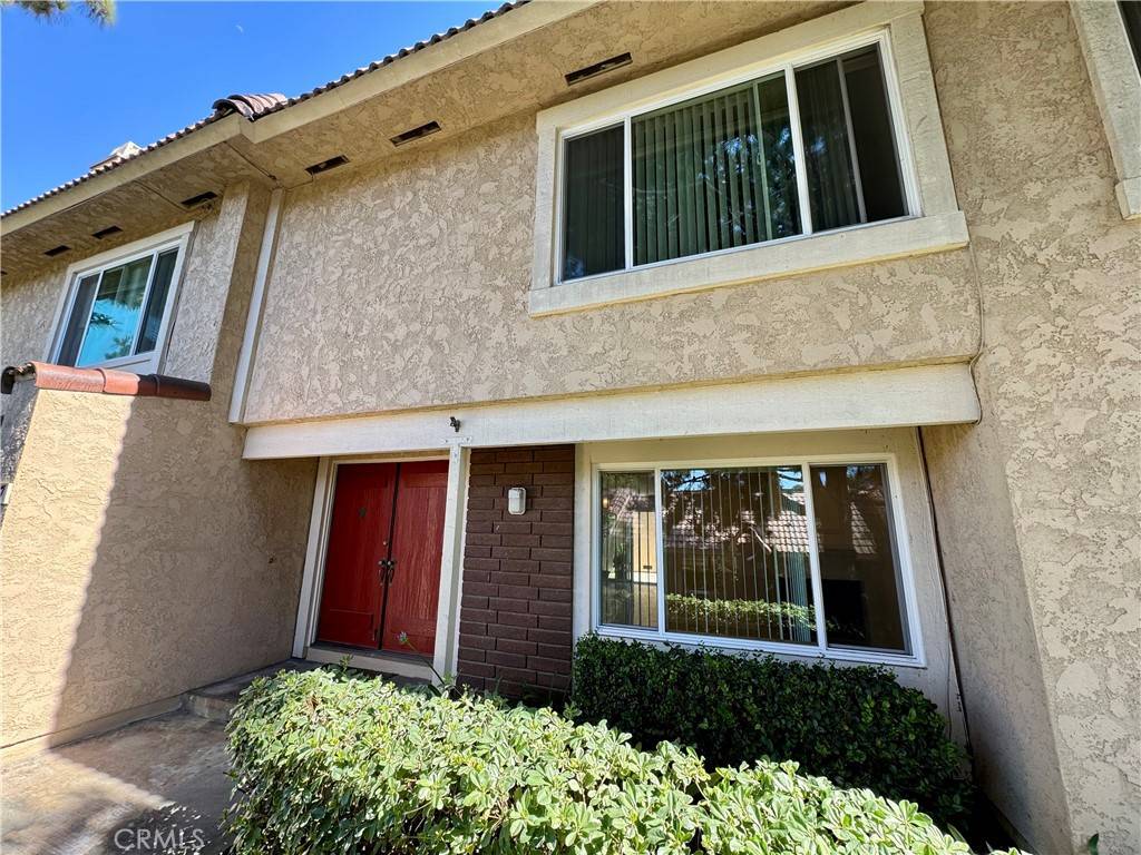 Huntington Beach, CA 92648,7627 Rapids DR