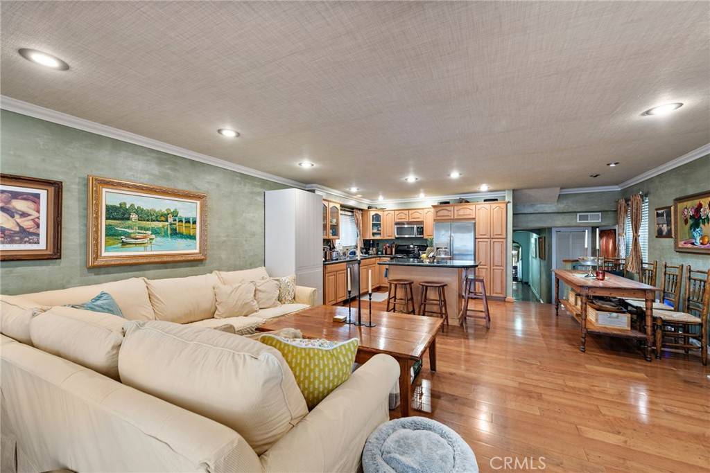 Newport Beach, CA 92663,1623 W Balboa BLVD