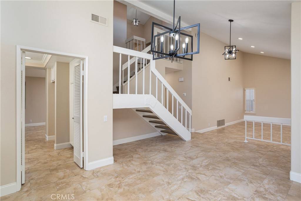 Irvine, CA 92620,7 Copper Hl