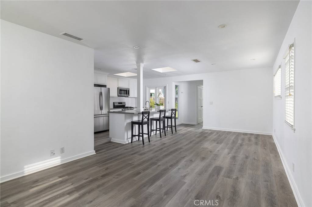 Newport Beach, CA 92663,524 Tustin AVE