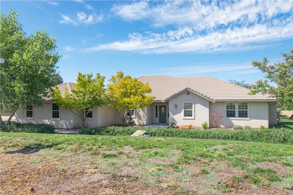 Paso Robles, CA 93446,5260 Calumet LN