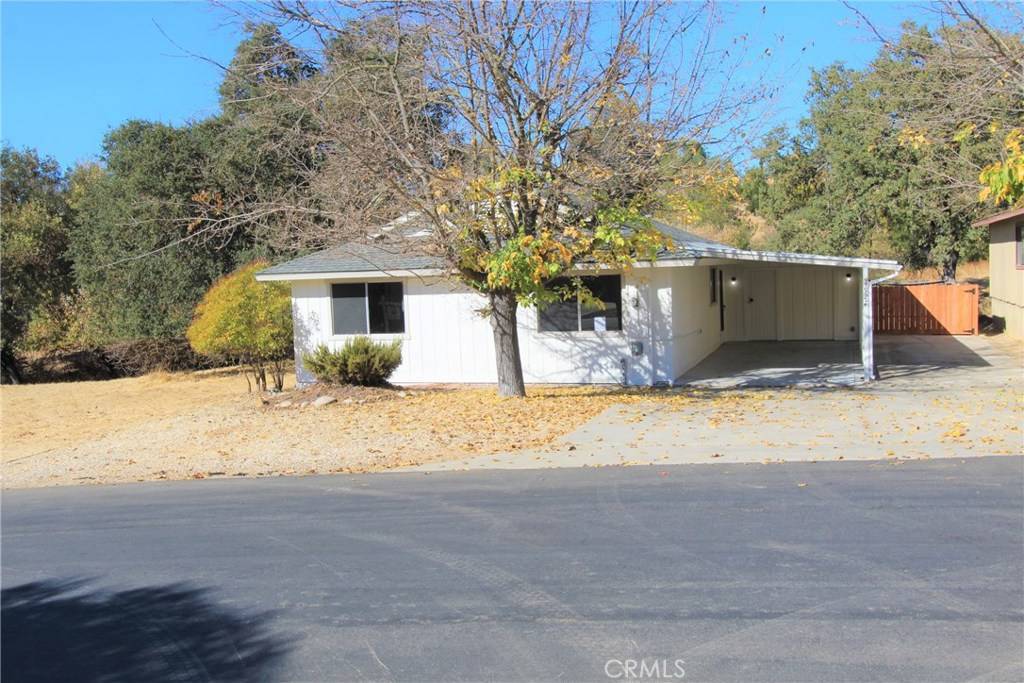 Paso Robles, CA 93446,4927 Pretty Doe LN