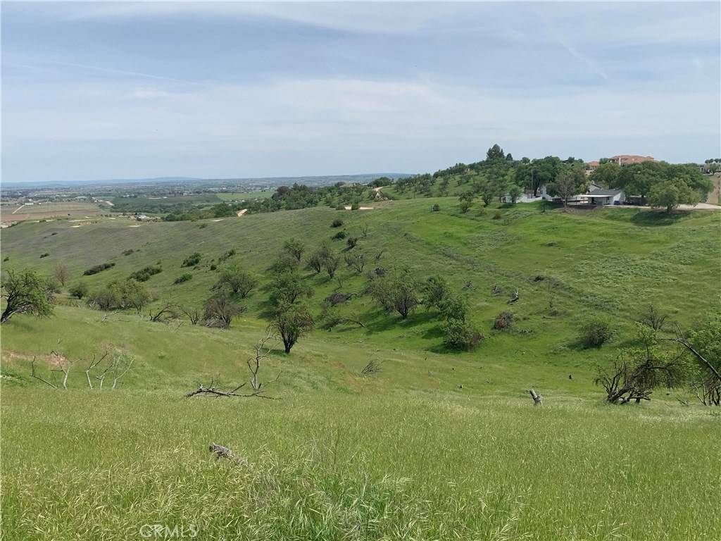 Paso Robles, CA 93446,1 Villa Lots