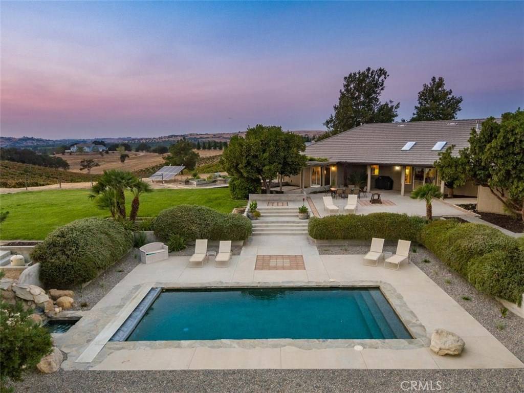 Paso Robles, CA 93446,4925 Bluebell LN