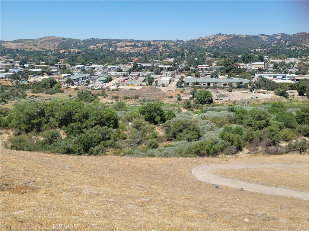 Paso Robles, CA 93446,0 Navajo