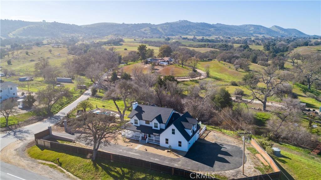 Paso Robles, CA 93446,1725 Nacimiento Lake DR