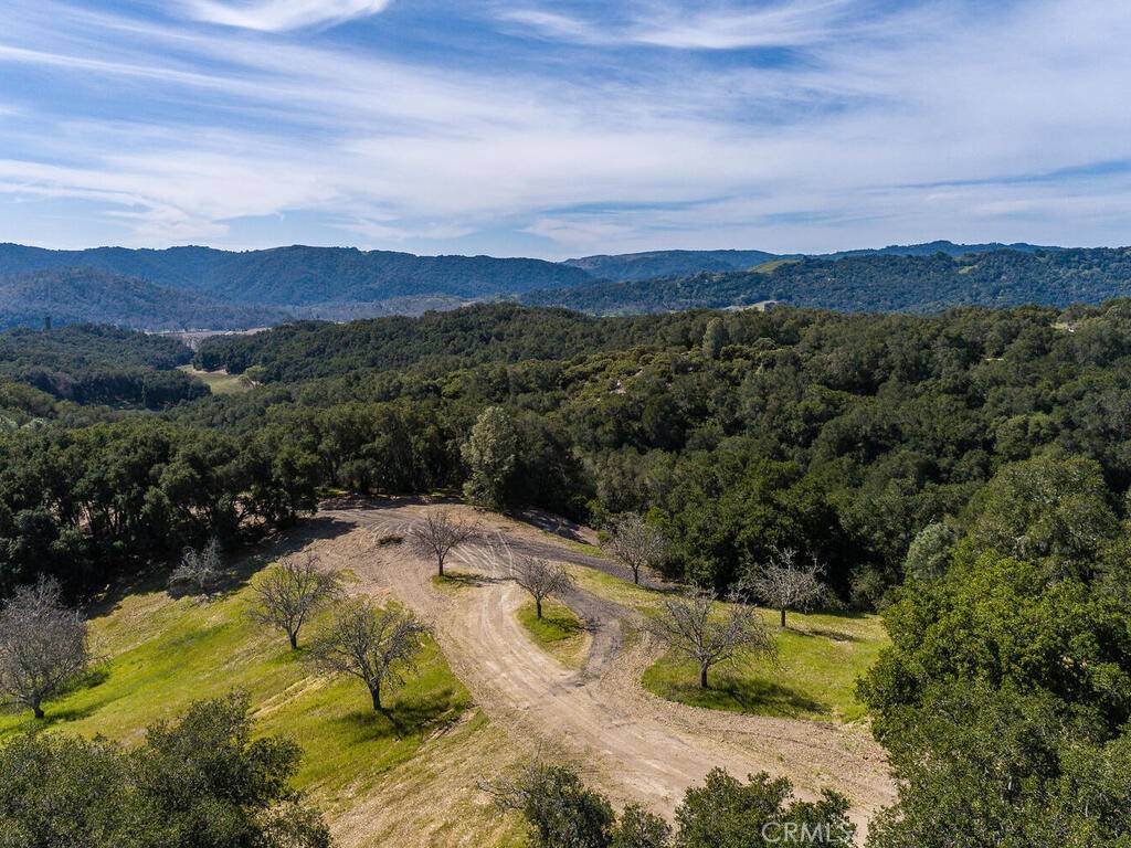 Paso Robles, CA 93446,0 Loose Horse LN